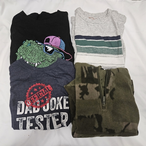 Boys Lot Of 4 Shirts! 3 Tees And 1 Jacket! - Picture 1 of 4